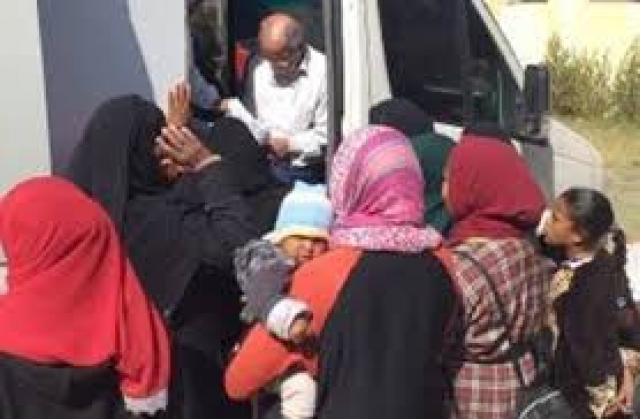 محافظ قنا : الكشف على ٢١٣٣ حالة خلال القافلة الطبية بقرية الكلاحين بمدينة قفط
