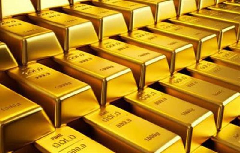الذهب يتعافى من أدنى مستوى في شهر مع تراجع الدولار
