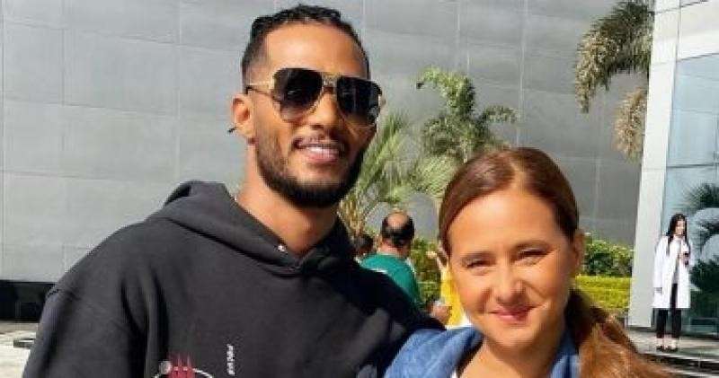 محمد رمضان ونيللى كريم فى أول صورة تجمعهما فى كواليس ”ع الزيرو”