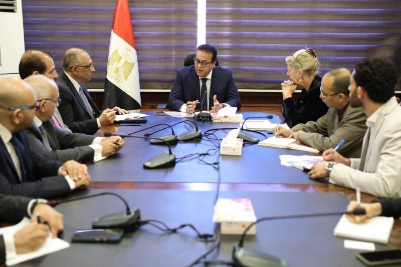 الصحة : تسجيل ٩٠٠ صيدلى فى ٢٠٠ مستشفى ضمن الاستراتيجية الوطنية لاستخدام مضادات الميكروبات
