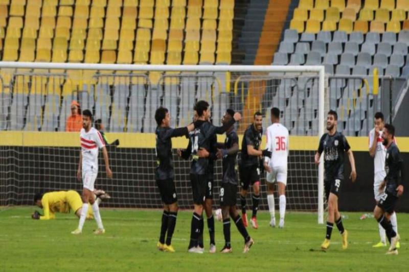 فاركو يتلاعب بالزمالك ويهزمه بثلاثية نظيفة في الدوري