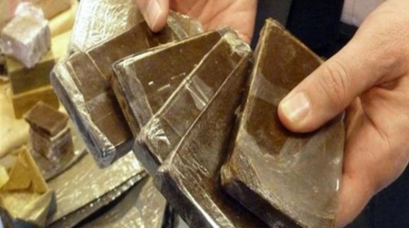 المشدد 3 سنوات لعاطل بتهمة الاتجار في الحشيش والشابو بسوهاج