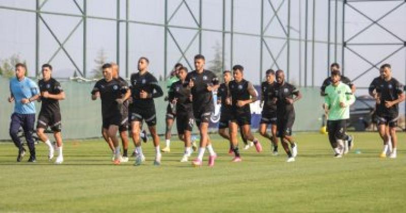 بيراميدز يعلن عن الزى الجديد لفريق الكرة فى مؤتمر صحفى غدا
