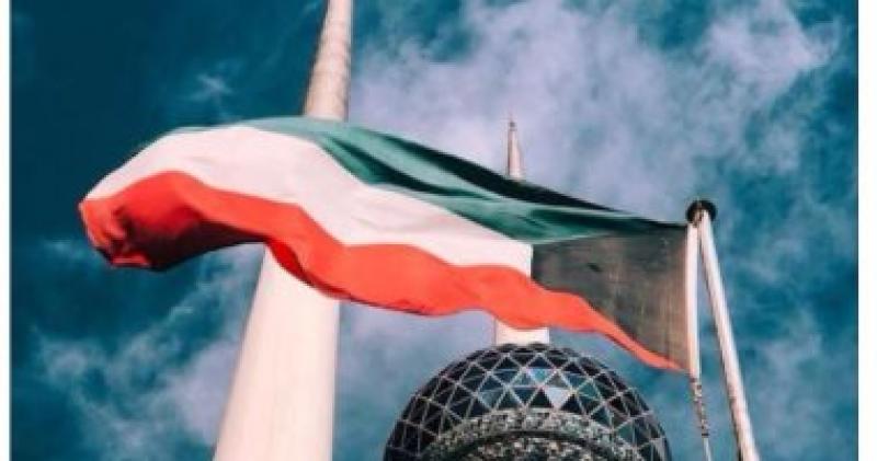 مجموعة من الطلاب يرفعون دعوى قضائية بالكويت ضد قرار جامعتهم إلغاء اختلاط الجنسين