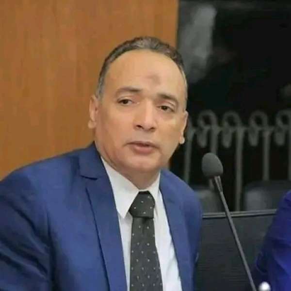 «رئيس الأحرار الإشتراكيين» قرارات الرئيس في صالح الشعب المصري