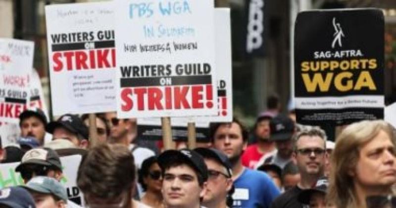 انتهاء إضراب نقابة الكتاب الأمريكية WGA