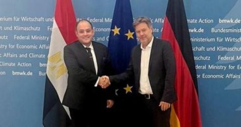وزير التجارة يلتقى نظيره الألمانى لبحث سبل تعزيز العلاقات الاقتصادية المشتركة