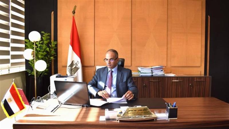 نائب وزير الإسكان يستعرض موقف مشروعات مياه الشرب والصرف الصحي بجنوب سيناء