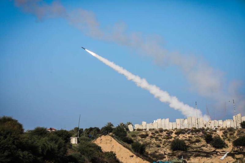 عاجل| إطلاق 3 صواريخ من سوريا باتجاه إسرائيل