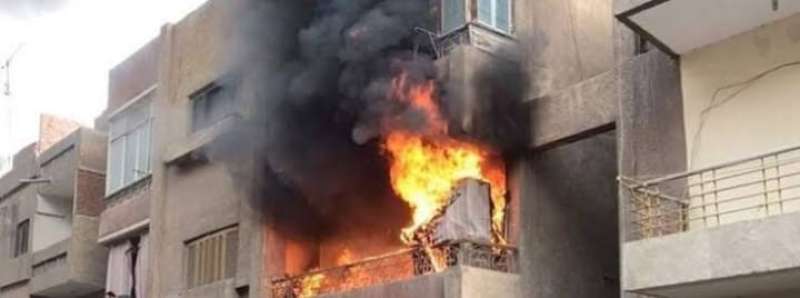 عاجل..الأدلة الجنائية تعاين حريق شقة سكنية بكرداسة
