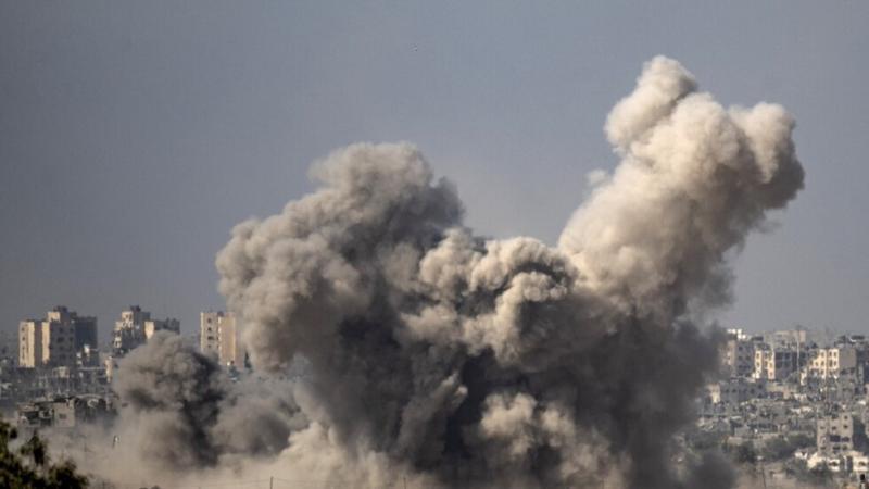 «القنابل الغبية».. سلاح إسرائيل الفتاك في حرب غزة