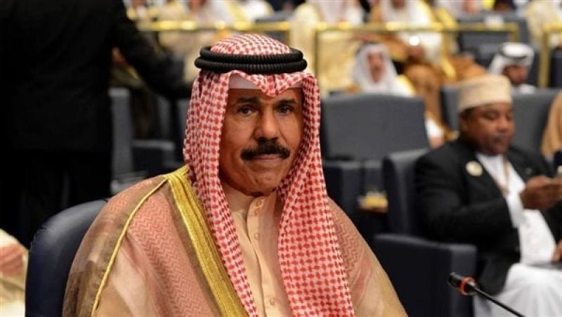 بريطانيا ودول عربية ينكسون أعلامهم حدادًا على وفاة الشيخ نواف الأحمد الصباح أمير الكويت