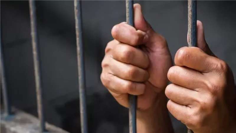 السجن المشدد 15 سنة لموظف بمحكمة البساتين لاتهامه بالتزوير والاختلاس