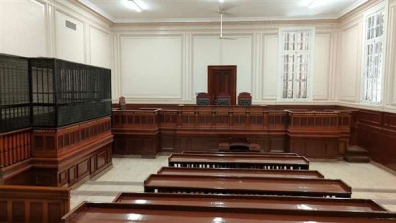 غدًا.. استكمال محاكمة 5 مسئولين سابقين بالجمارك والعدل بتهمة تقاضي الرشوة