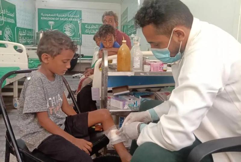 بهدف النهوض بالقطاع الصحي اليمني والارتقاء بخدماته..  مركز الملك سلمان للإغاثة يقدم خدمات طبية في محافظتي حجة والحديدة باليمن