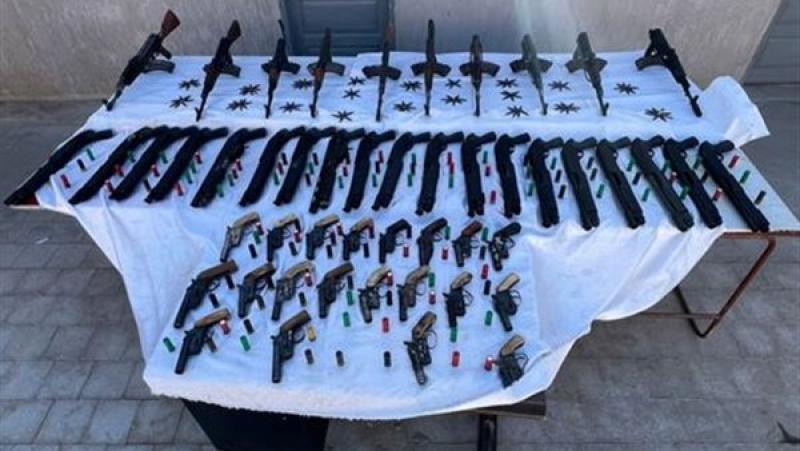 القبض على 267 قطعة سلاح نارd خلال حملات موسعة بالمحافظات