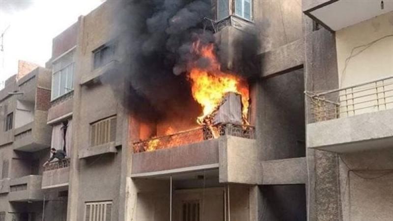 المعمل الجنائي يعاين حريق شقة سكنية تسبب في إصابة شخصين بكرداسة