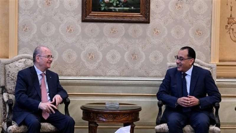 تفاصيل لقاء مصطفى مدبولي مع رئيس الوزراء الفلسطيني بالقاهرة