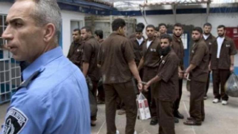 نادي الأسير الفلسطيني: عدد المحتجزين في سجون الاحتلال تجاوز 9500 أسير