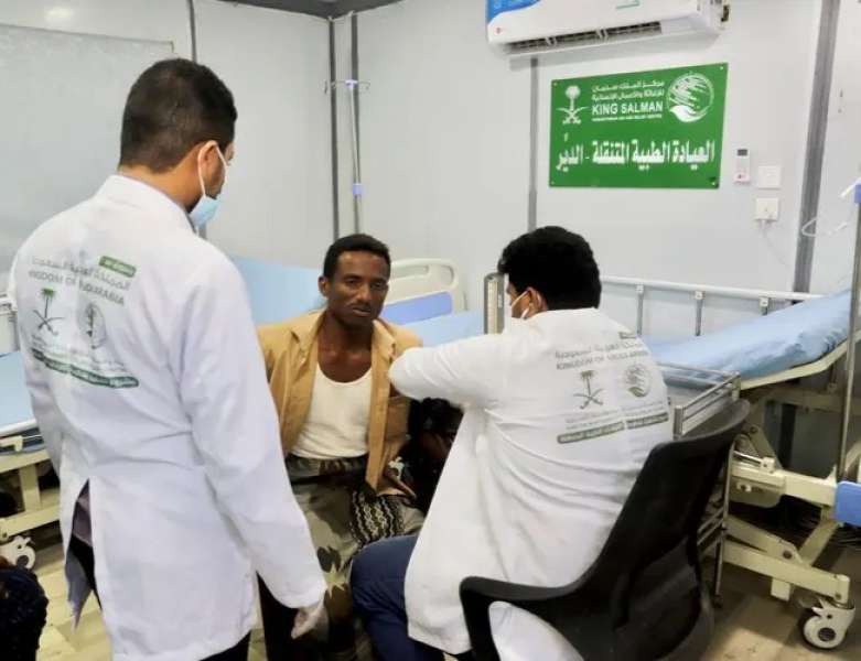مركز الملك سلمان للإغاثة يدعم مركز للأطراف الصناعية ويقدم خدمات طبية في محافظتى عدن وحجة باليمن