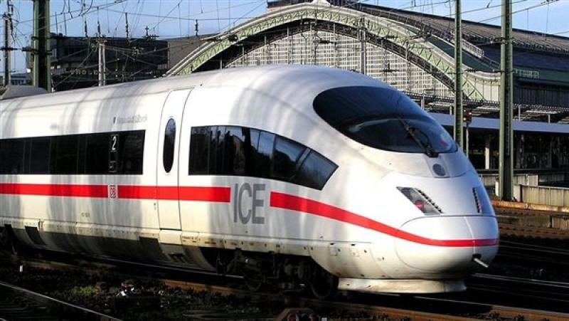 خروج قطار عن القضبان بسبب الانهيارات الطينية في ألمانيا