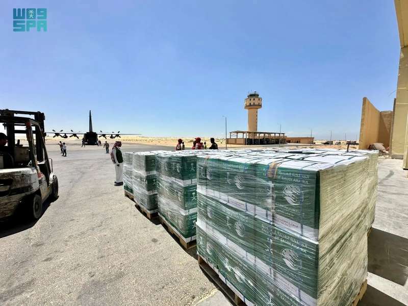 وصول الطائرة الإغاثية السعودية الـ 51 لإغاثة الشعب الفلسطيني في قطاع غزة التي يسيّرها مركز الملك سلمان للإغاثة