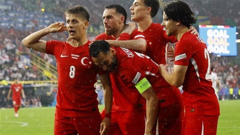 جولير احتياطيًا، تشكيل تركيا الرسمي أمام البرتغال في يورو 2024