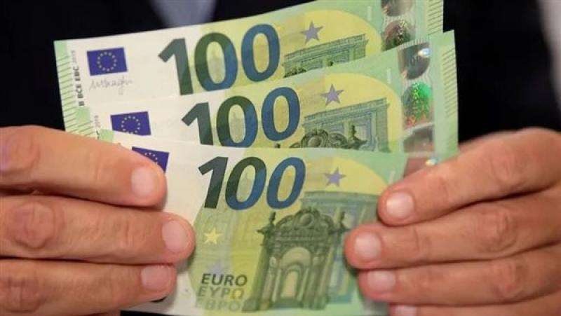اليورو وصل لكام بالبنك المركزي نهاية تعاملات اليوم الأربعاء 3-7-2024