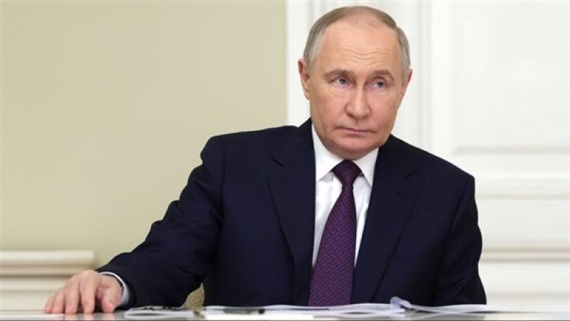 بوتين: قضية منتدى ”بريكس” البرلماني تصب في تعزيز التعددية من أجل التنمية والأمن والعدل
