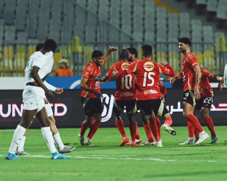 الأهلي يفوز على المصري بهدفين نظيفين فى الدورى