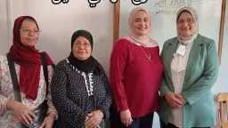 من كل مكان