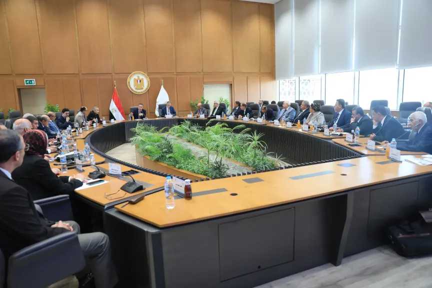 متابعات