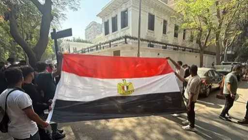 سياسة و برلمان
