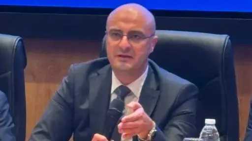 مال و بنوك